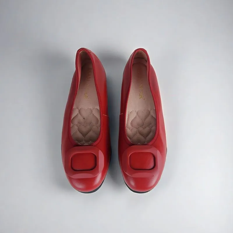 17W01 Leather buckle pumps with extra cushions (New Arrival)
