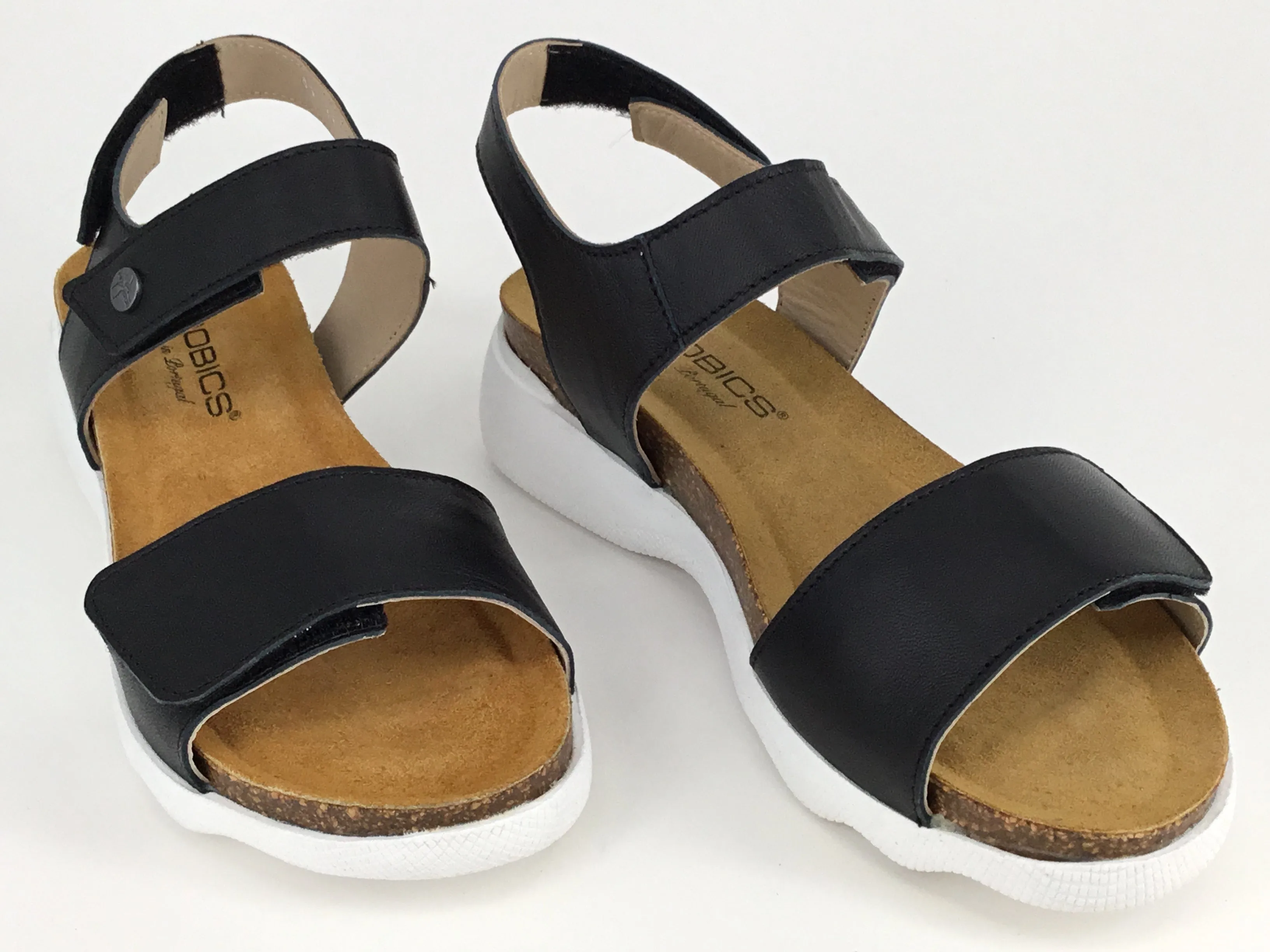Aerobics Dresden available in 4 colours