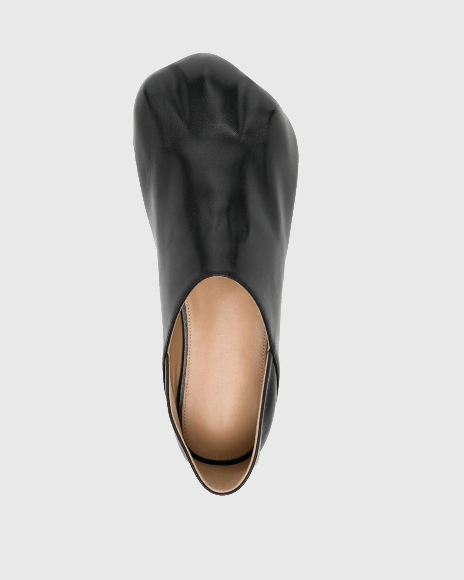 Benigna Cat Claws Leather Flats In Black