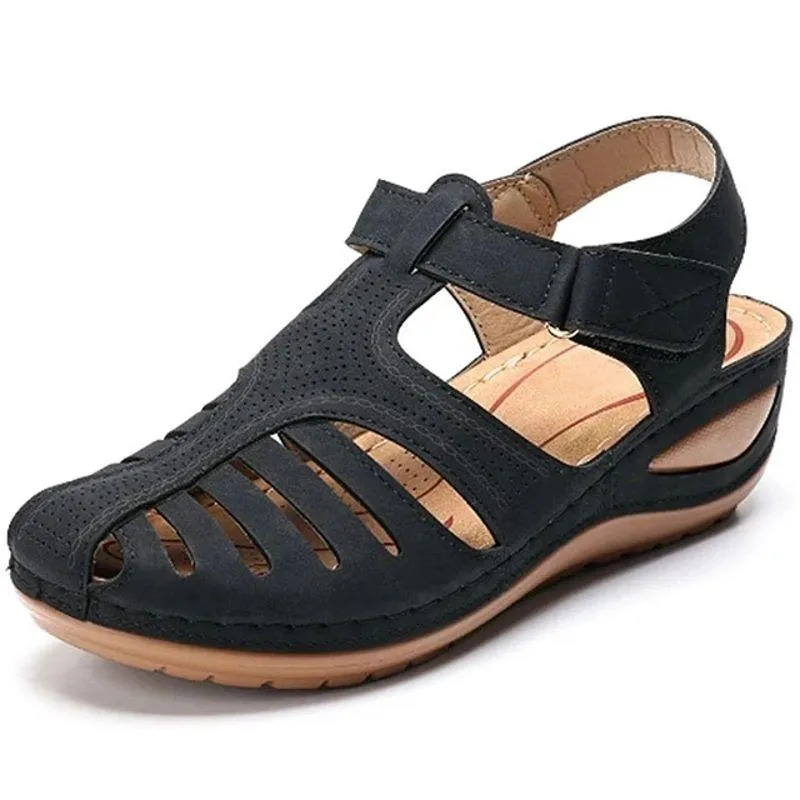 Summer leather sandals